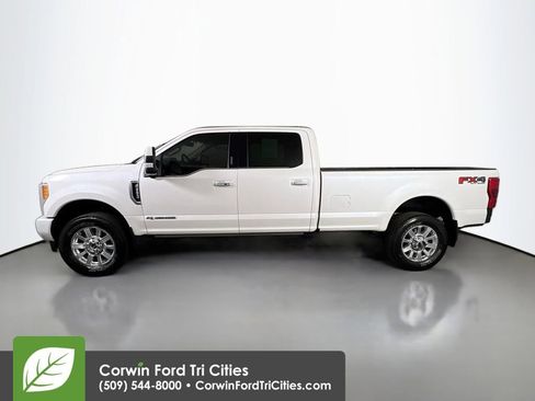 Used 2019 Ford F350 Limited AWD/4WD image 6