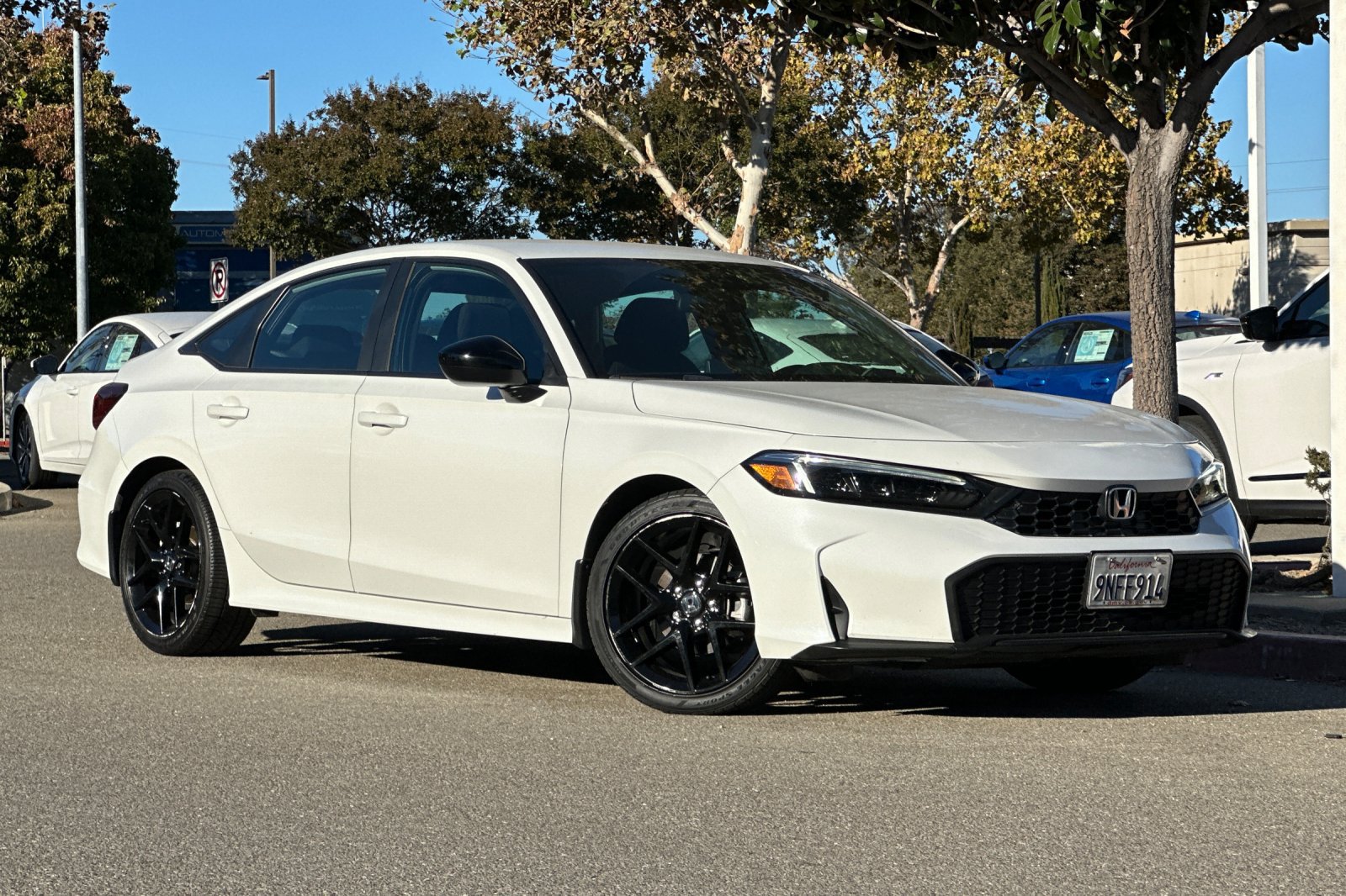 Used 2025 Honda Civic Sport image 2