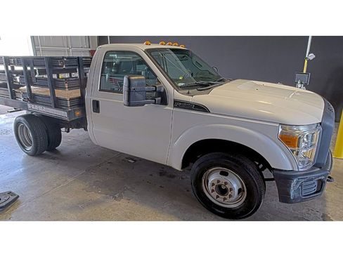 Used 2015 Ford F350 XL RWD image 1