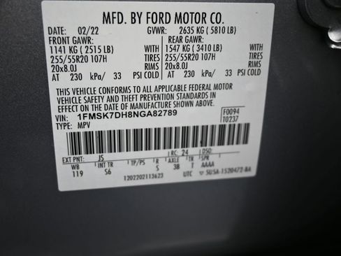 Used 2022 Ford Explorer XLT w/ Equipment Group 202A image 17