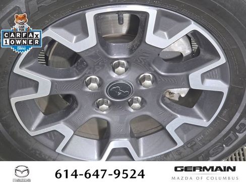 Used 2024 Jeep Wrangler Unlimited Sahara AWD/4WD image 13