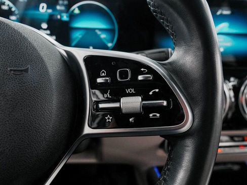 Used 2022 Mercedes-Benz GLA 250 GLA 250 image 25