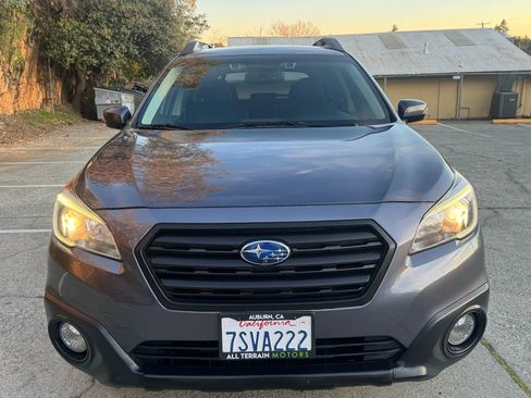 Used 2016 Subaru Outback 2.5i Limited image 11