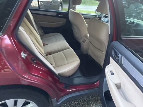 Used 2016 Subaru Outback 2.5i Premium AWD/4WD image 14