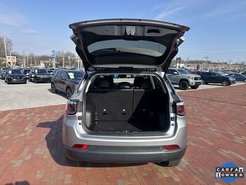 Used 2022 Jeep Compass Latitude image 29