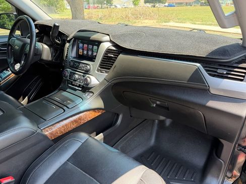 Used 2017 Chevrolet Tahoe Premier AWD/4WD image 14