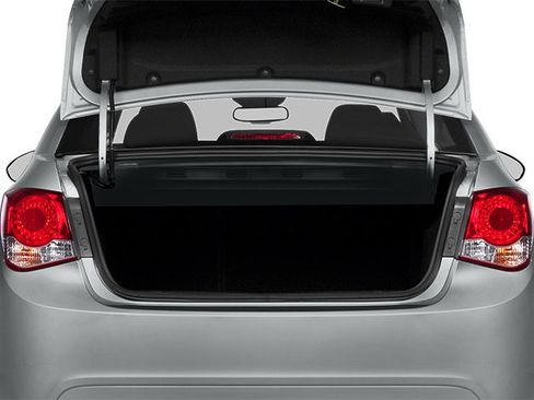 Used 2014 Chevrolet Cruze LS image 15