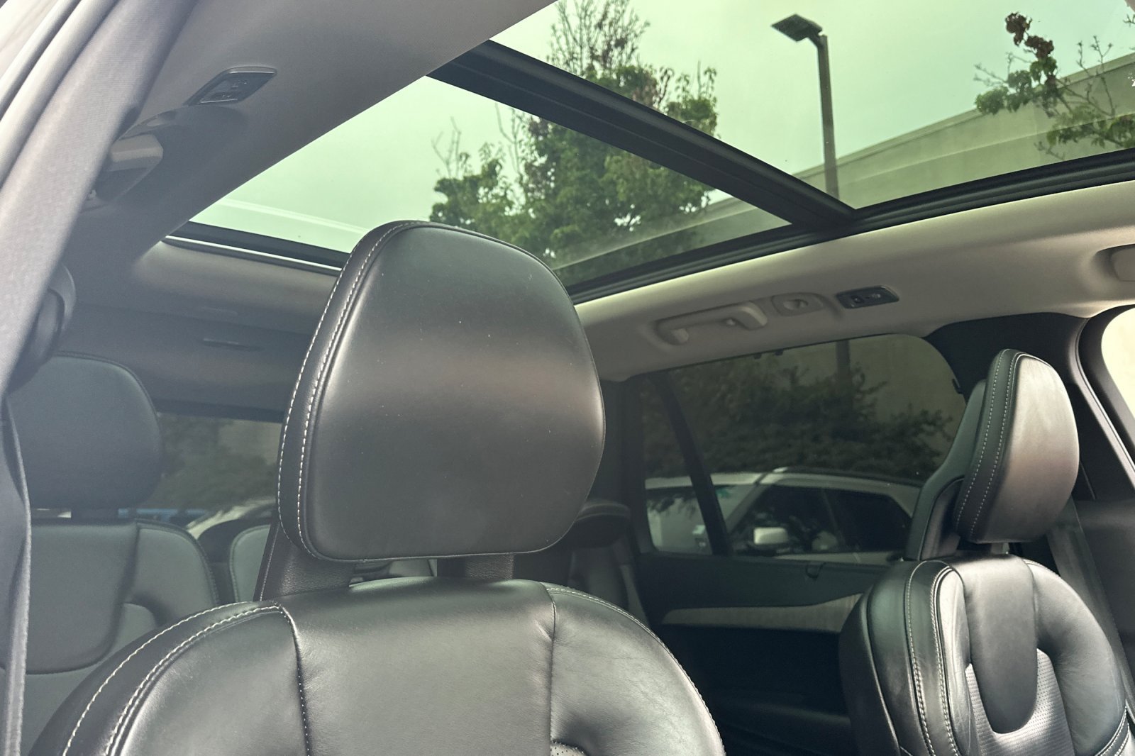 Used 2021 Volvo XC90 T6 Inscription AWD/4WD image 24
