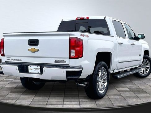 Used 2017 Chevrolet Silverado 1500 High Country image 2