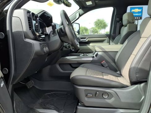 New 2026 Chevrolet Silverado 2500 ZR2 AWD/4WD image 17