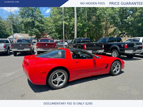 Used 2002 Chevrolet Corvette Coupe w/ Preferred Equipment Group2 RWD image 6