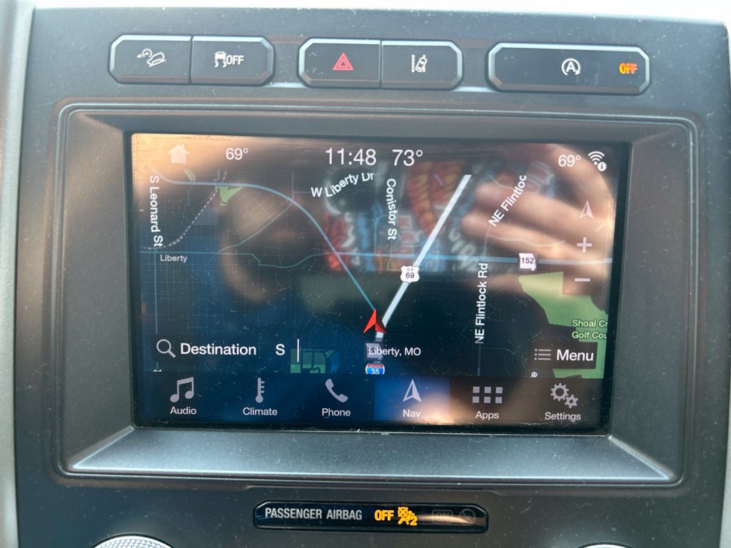 Used 2019 Ford Expedition XLT w/ Equipment Group 202A AWD/4WD image 26