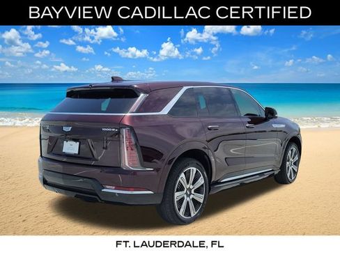 Certified 2025 Cadillac Escalade IQ Luxury 2 w/ LPO, Premium Carpet Package AWD/4WD image 8