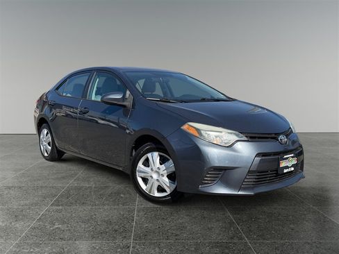 Used 2015 Toyota Corolla LE FWD image 8