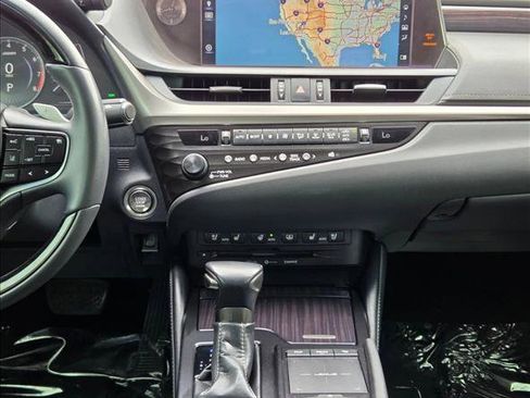 Used 2020 Lexus ES 350 w/ Accessory Package 2 image 17