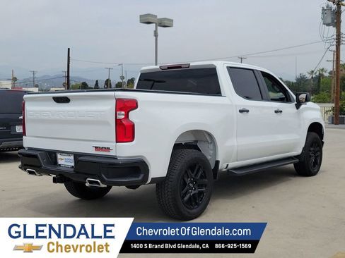 Used 2025 Chevrolet Silverado 1500 LT Trail Boss image 12