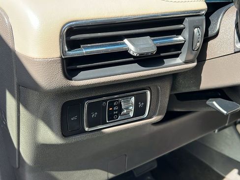 Certified 2022 Lincoln Corsair FWD image 14