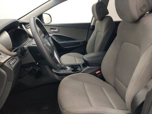 Used 2019 Hyundai Santa Fe XL SE FWD image 17