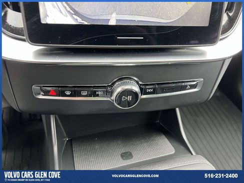 Used 2026 Volvo XC90 B5 Plus w/ Protection Package image 29