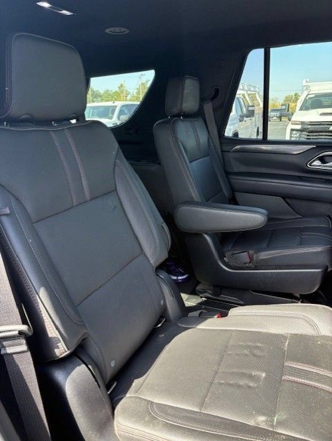 Used 2021 Chevrolet Tahoe RST w/ Luxury Package AWD/4WD image 11