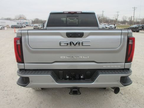 New 2026 GMC Sierra 2500 Denali Ultimate image 6