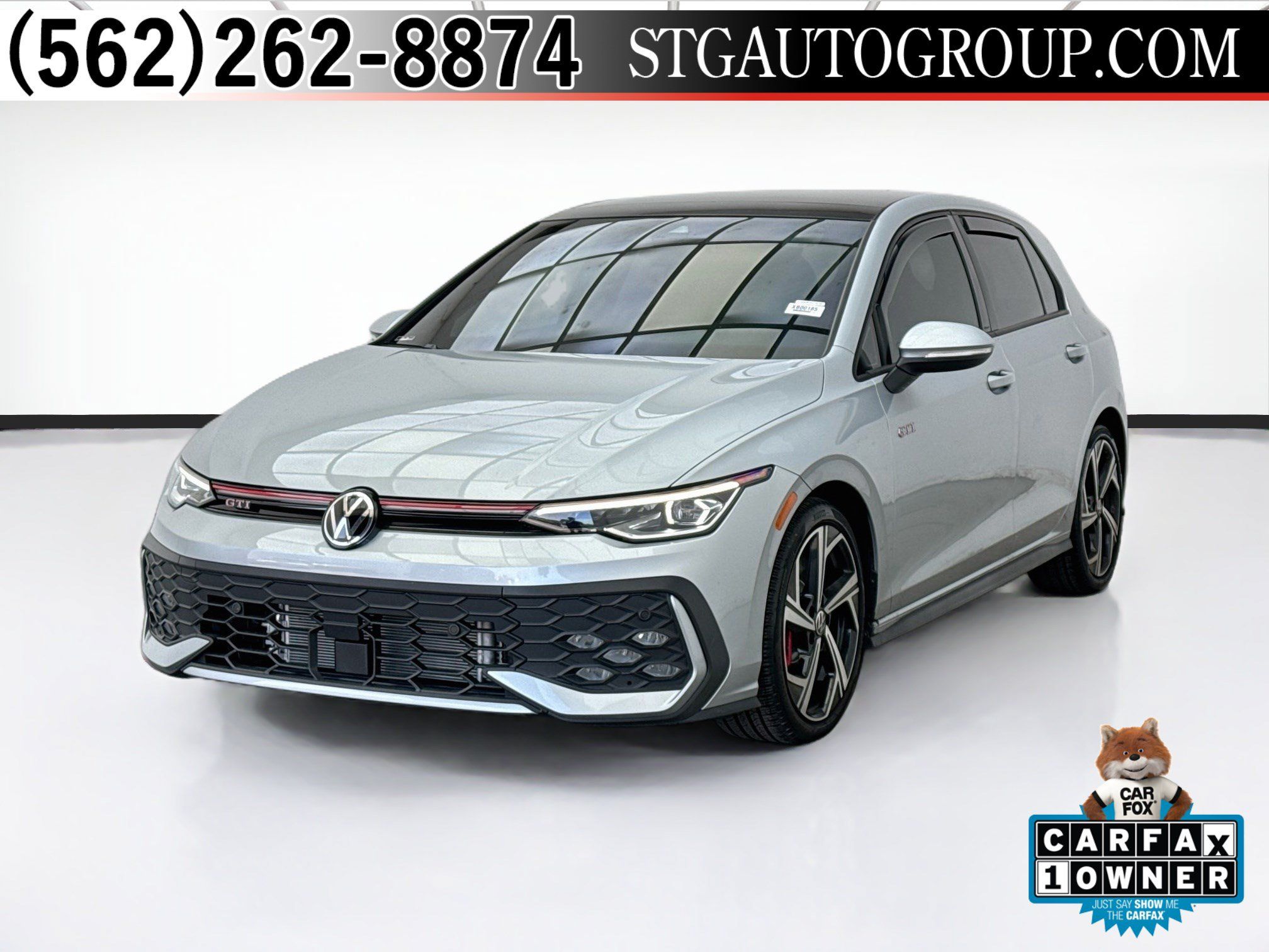 Used 2025 Volkswagen GTI SE FWD image 1