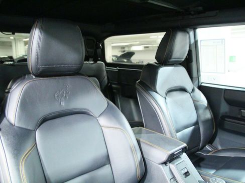 Used 2024 Ford Bronco Badlands AWD/4WD image 22