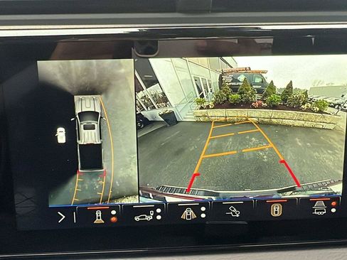 New 2026 GMC Sierra 2500 Denali w/ Technology Package AWD/4WD image 14