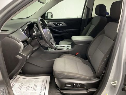 Certified 2021 Chevrolet Traverse LT image 14