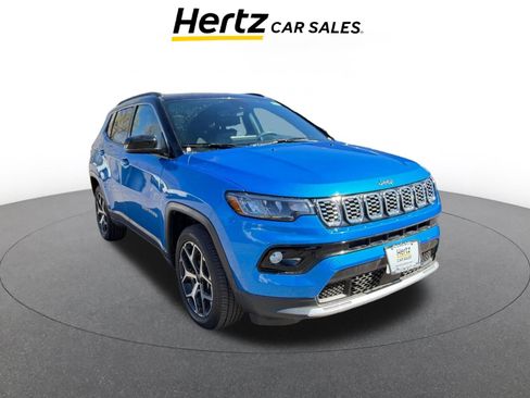 Used 2025 Jeep Compass Limited image 1