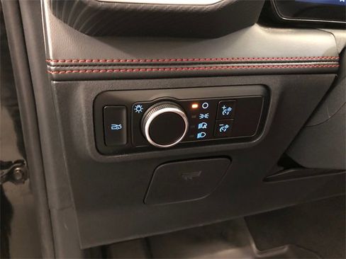 Used 2025 Ford Mustang Premium image 19