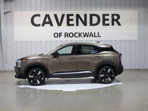 New 2026 Nissan Kicks SR w/ Interior Electronics Package image 4