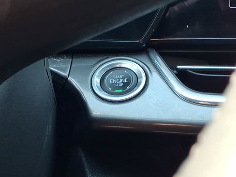 Used 2024 Chevrolet Trax ACTIV FWD image 15