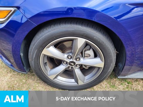 Used 2015 Ford Mustang V6 image 4