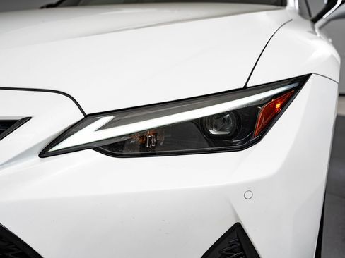 Used 2023 Lexus IS 350 F Sport w/ Memory Package RWD image 15
