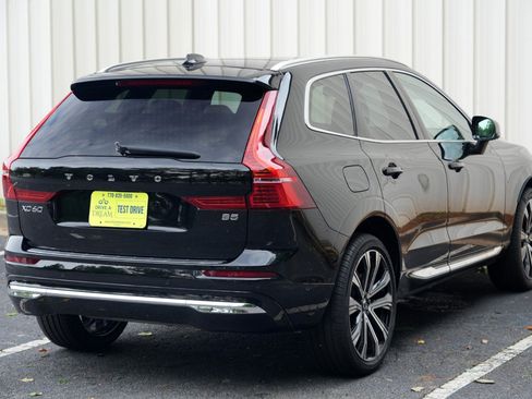 Used 2023 Volvo XC60 B5 Ultimate w/ Climate Package FWD image 53