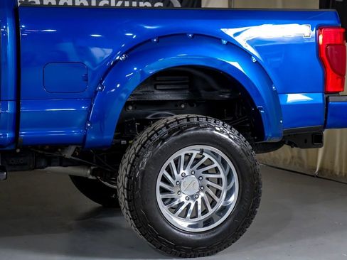 Used 2022 Ford F250 Lariat w/ Chrome Package image 13