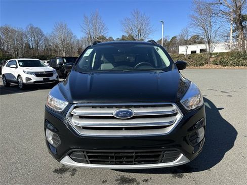 Used 2018 Ford Escape SE image 8