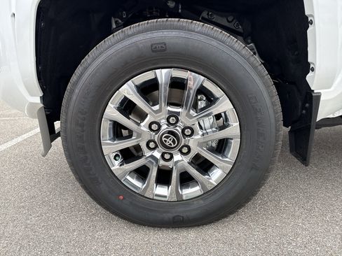 New 2026 Toyota Tacoma Limited AWD/4WD image 18