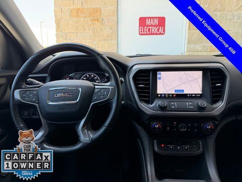 Used 2023 GMC Acadia AT4 w/ Technology Package AWD/4WD image 8