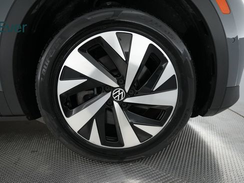 Used 2023 Volkswagen ID.4 Pro AWD/4WD image 17