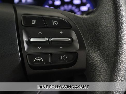 Certified 2023 Hyundai Kona SEL AWD/4WD image 3