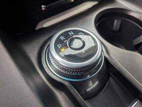 Used 2025 Ford Explorer ST image 11