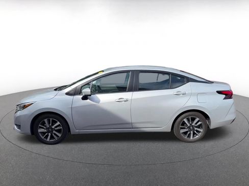 Used 2025 Nissan Versa SV FWD image 6