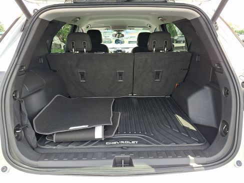 Used 2020 Chevrolet Equinox LT FWD image 29