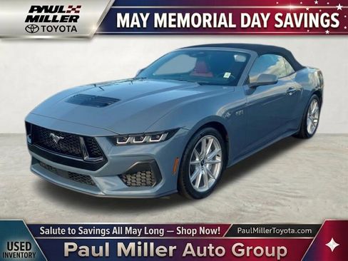 Used 2025 Ford Mustang GT Premium RWD image 1