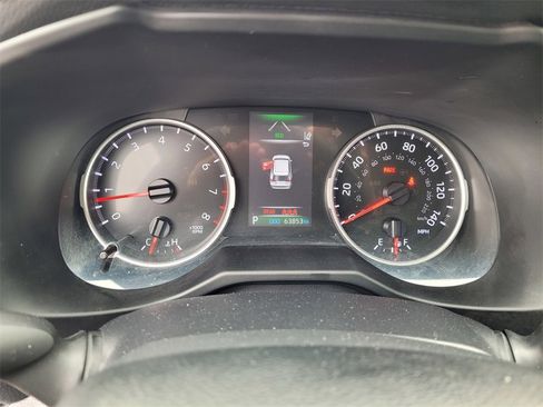 Used 2022 Toyota RAV4 XLE image 24
