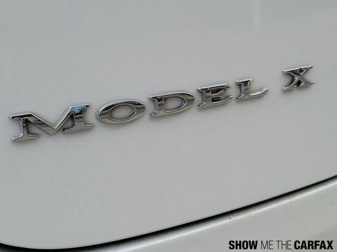 Used 2018 Tesla Model X 75D AWD/4WD image 6