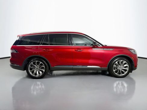 Used 2026 Lincoln Aviator 2WD image 4