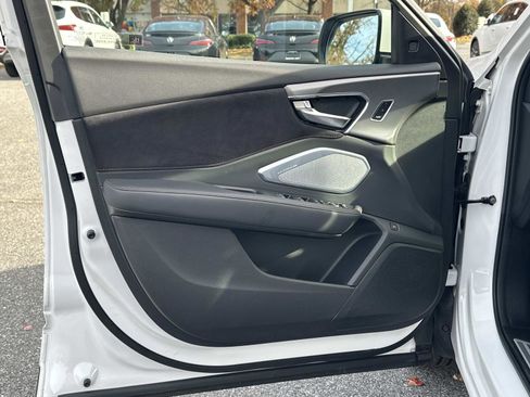 Certified 2025 Acura RDX A-Spec image 17